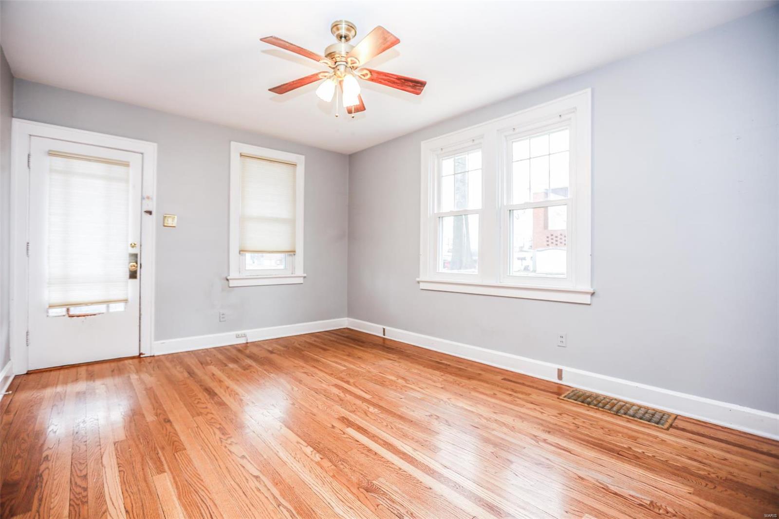 974 Collier Place St. Charles, MO 63301 - Photo 5 of 30