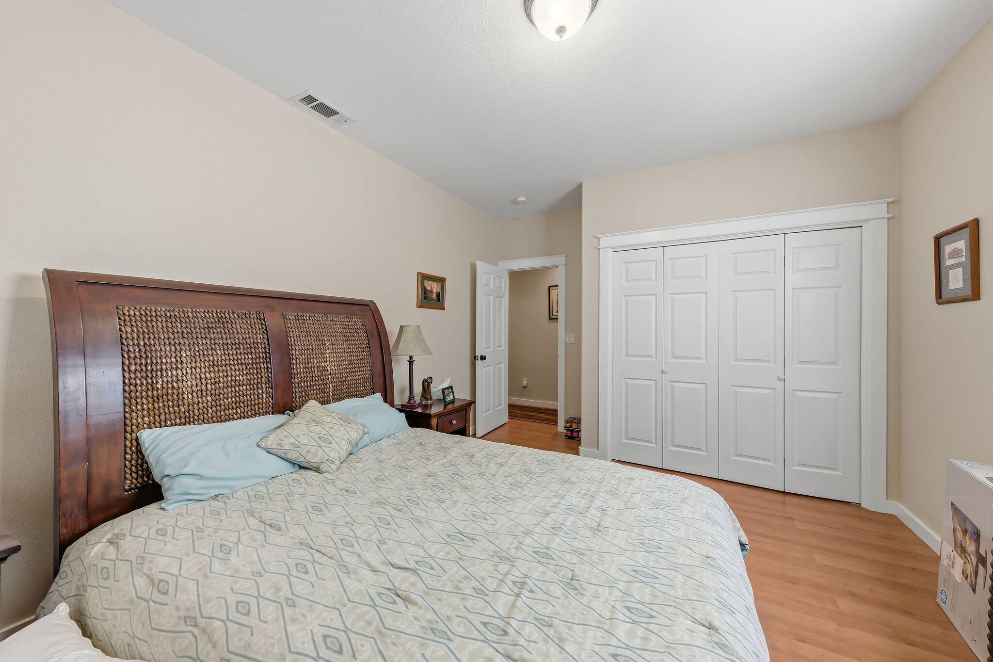 158 Rockingham Circle Eagle Point, OR 97524 - Photo 19 of 58 079A9244