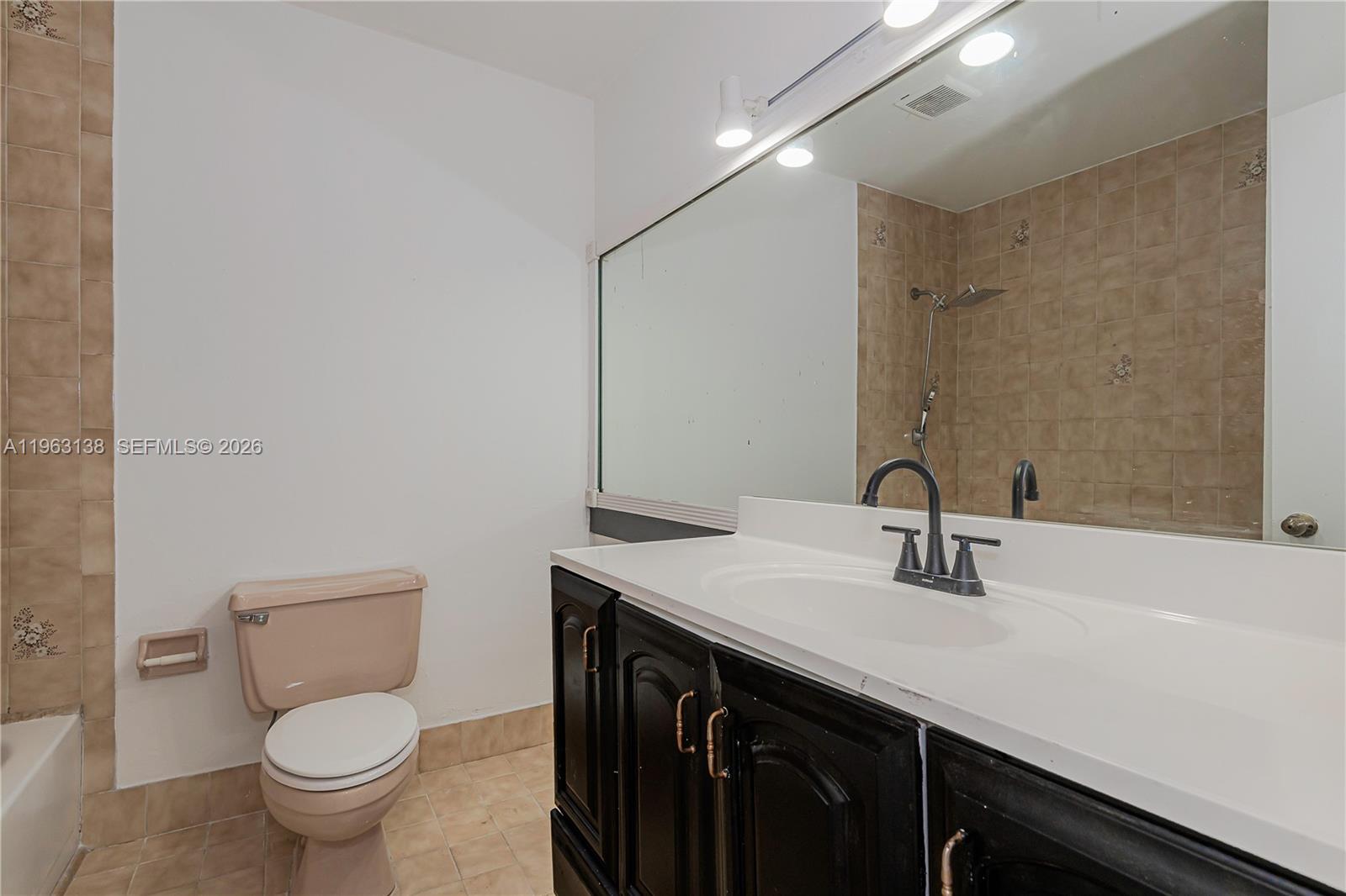 1082 West 79th Street, Unit 25 Hialeah, FL 33014 - Photo 20 of 22