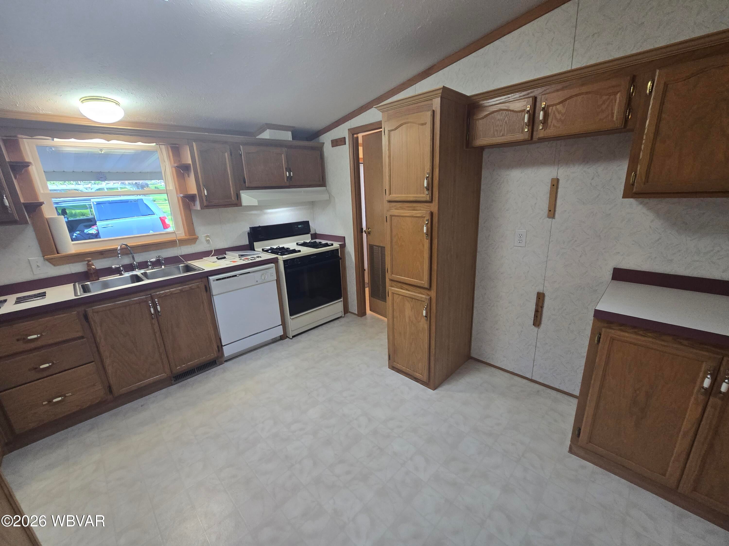 23 Page Run Road Renovo, PA 17764 - Photo 47 of 90 20260423_172654