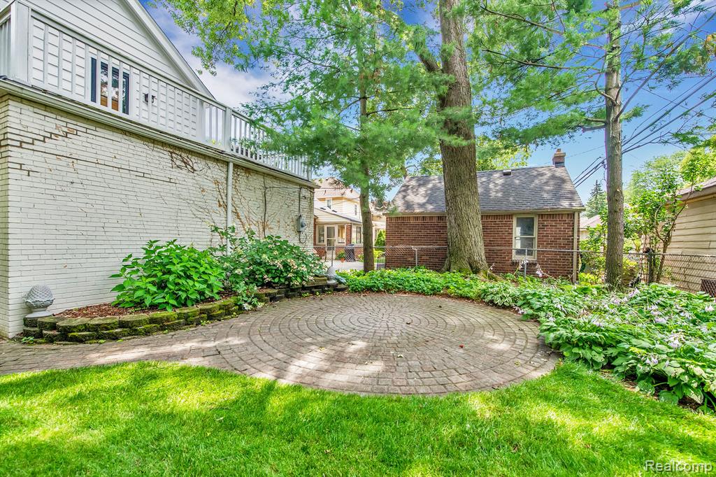1365 Harvard Road Grosse Pointe Park, MI 48230 - Photo 39 of 44