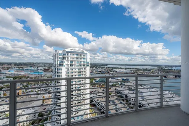 $2,000,000 | 449 South 12th Street, Unit 2701, Tampa, FL 33602
