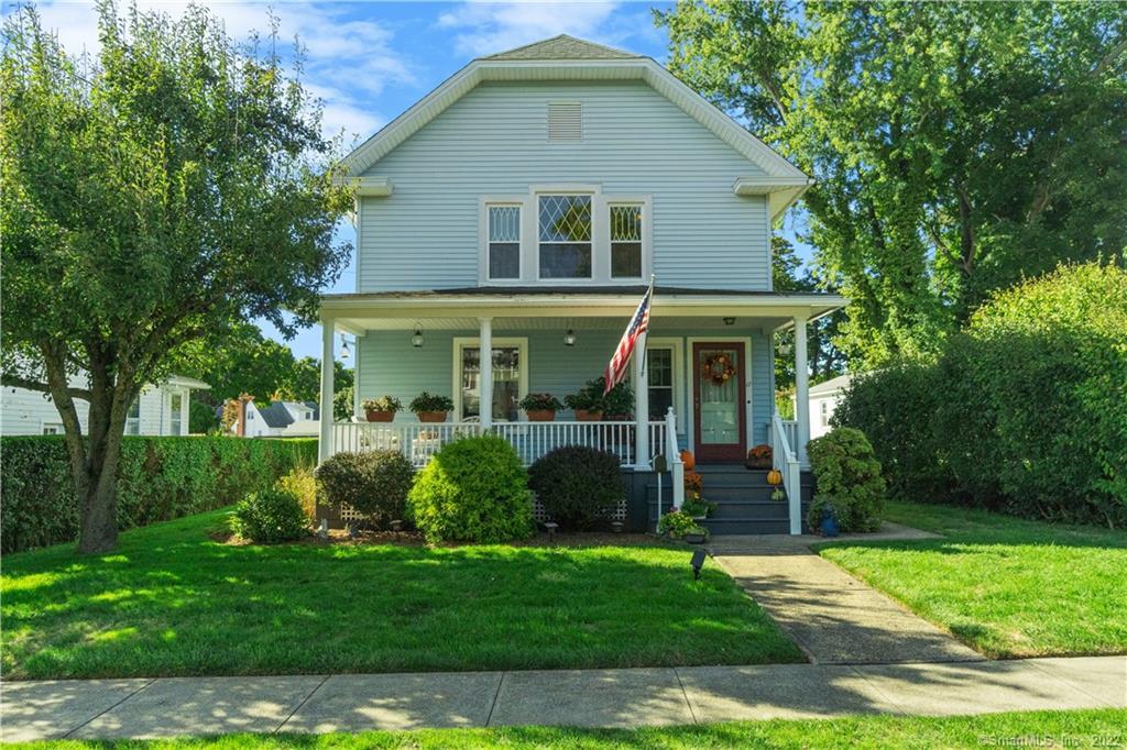 This well maintained Colonial is situated just a short walk to Branford Point and Beach