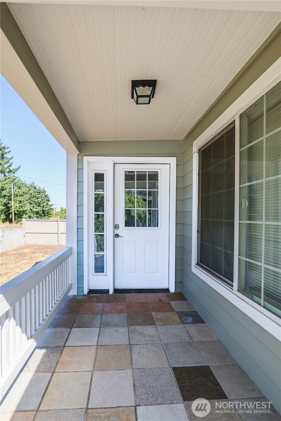 5419 Highway 12 Malone, WA 98541 - Photo 6 of 40 a view interior of the house with wooden floor and fence