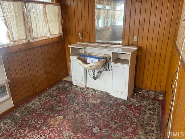 $99,000 | 106 South Smith Street, Boswell, IN 47921