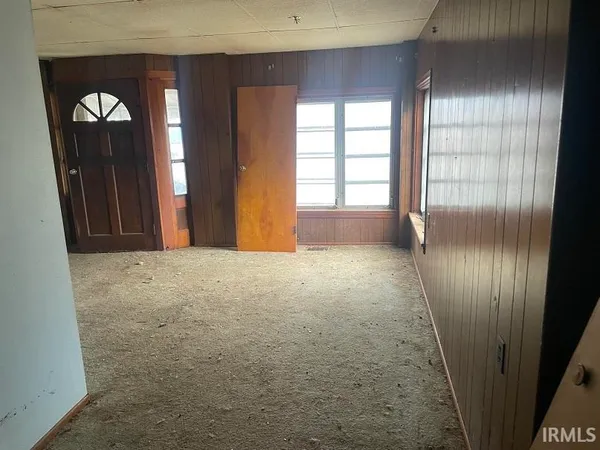 $99,000 | 106 South Smith Street, Boswell, IN 47921