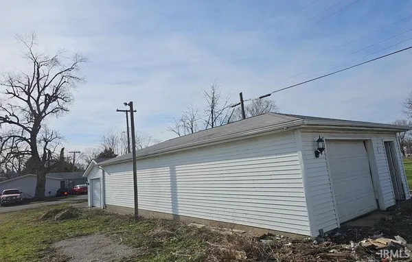 $99,000 | 106 South Smith Street, Boswell, IN 47921