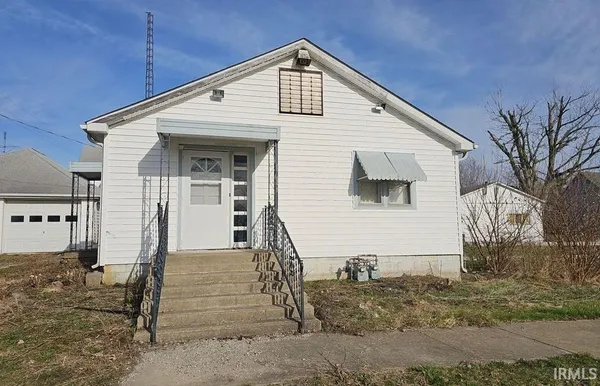 $99,000 | 106 South Smith Street, Boswell, IN 47921