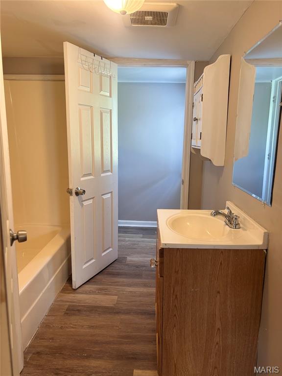 1020 Farmview Drive St. Louis, MO 63138 - Photo 8 of 15