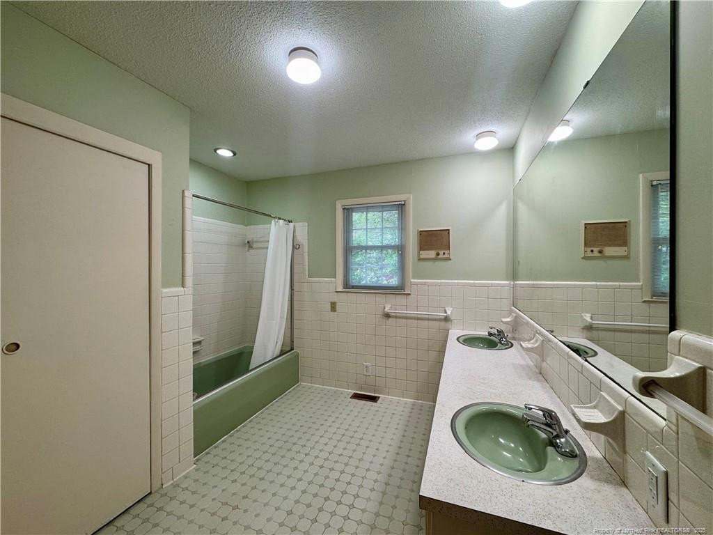 400 Harrill Circle Spring Lake, NC 28390 - Photo 12 of 18 Photo 13