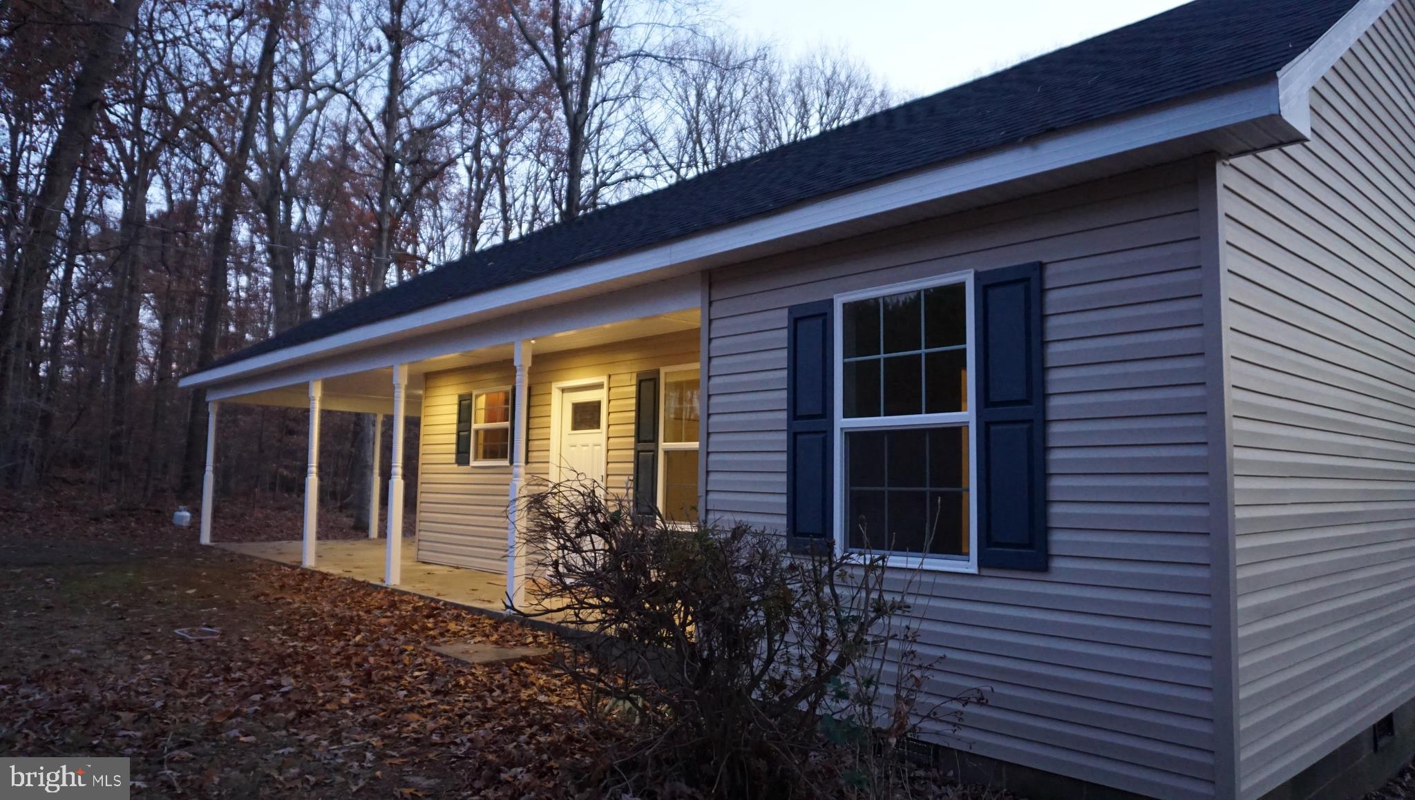 7751 Signal Hill Road Manassas, VA 20111 - Photo 5 of 25 Gallery Image 5