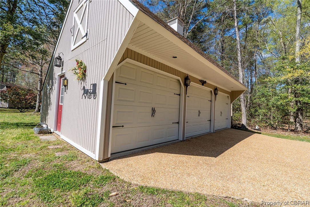 4052 Cedar Bush Road Hayes, VA 23072 - Photo 6 of 39 Gallery Image 6
