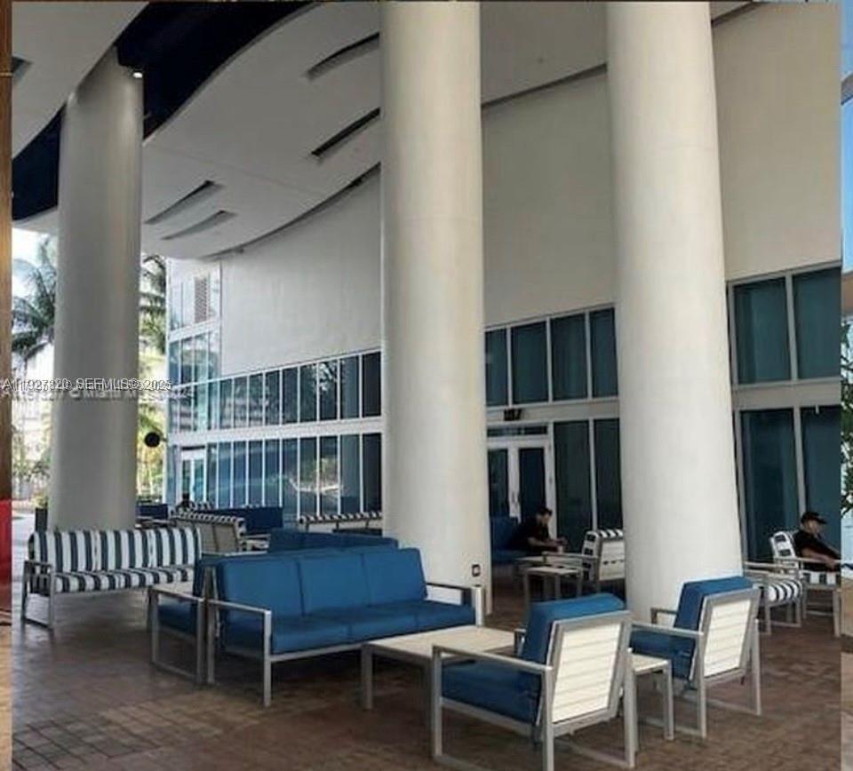 185 Southwest 7th Street, Unit 1406 Miami, FL 33130 - Photo 29 of 34