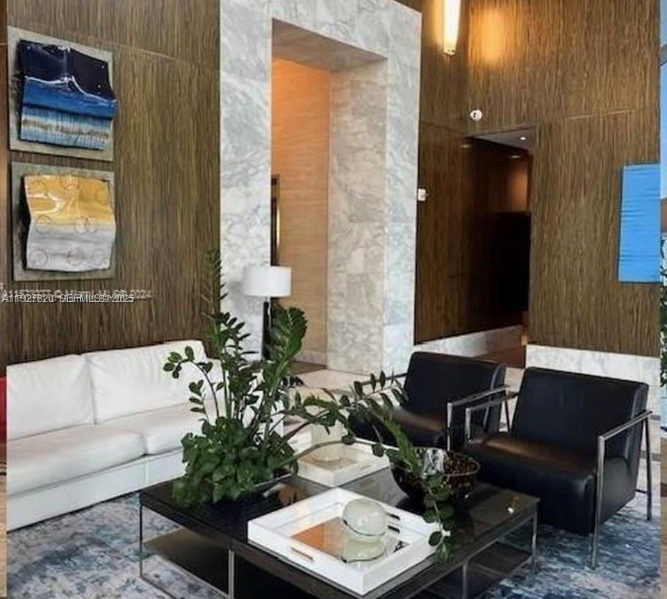 185 Southwest 7th Street, Unit 1406 Miami, FL 33130 - Photo 32 of 34