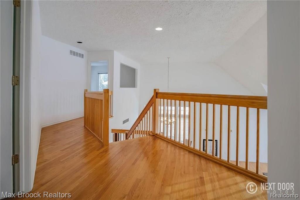 519 Misty Brook Lane Rochester Hills, MI 48307 - Photo 43 of 54