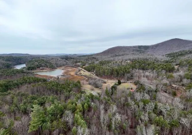 $799,000 | 105 Carroll Lake Lane, Hayesville, NC 28904