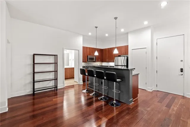 $315,000 | 425 Chapel Street Southwest, Unit 2108, Atlanta, GA 30313