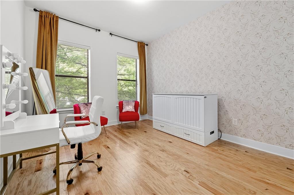 425 Chapel Street Southwest, Unit 2108 Atlanta, GA 30313 - Photo 17 of 32