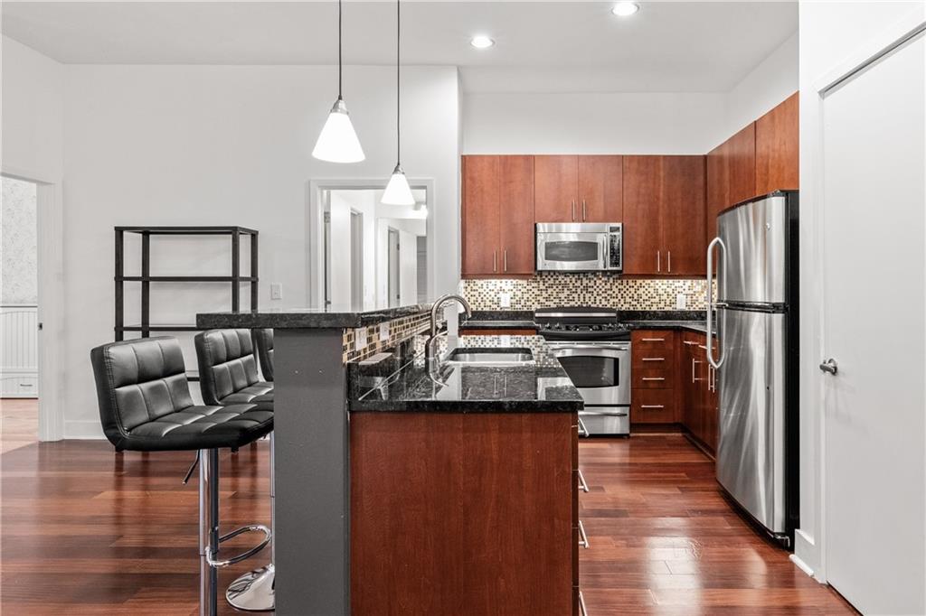 425 Chapel Street Southwest, Unit 2108 Atlanta, GA 30313 - Photo 2 of 32
