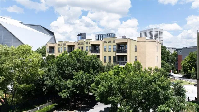 $315,000 | 425 Chapel Street Southwest, Unit 2108, Atlanta, GA 30313