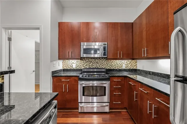 $315,000 | 425 Chapel Street Southwest, Unit 2108, Atlanta, GA 30313