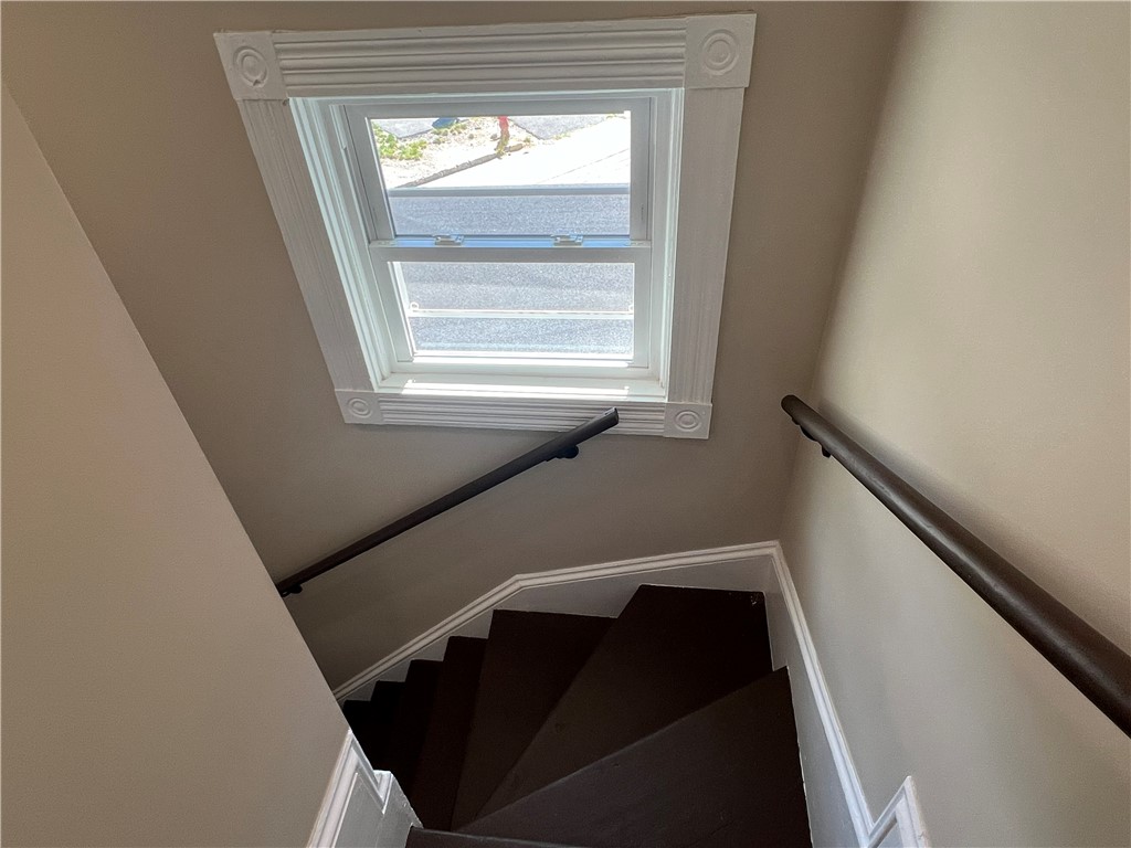 339 Vose Street Woonsocket, RI 02895 - Photo 12 of 25