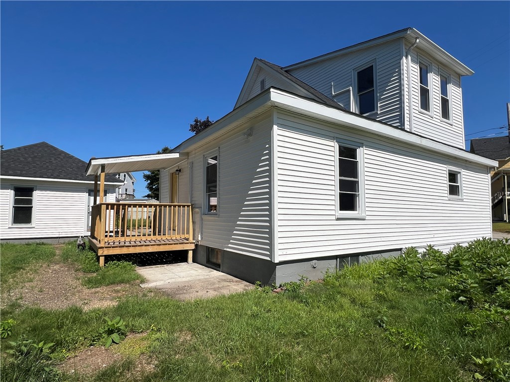 339 Vose Street Woonsocket, RI 02895 - Photo 24 of 25