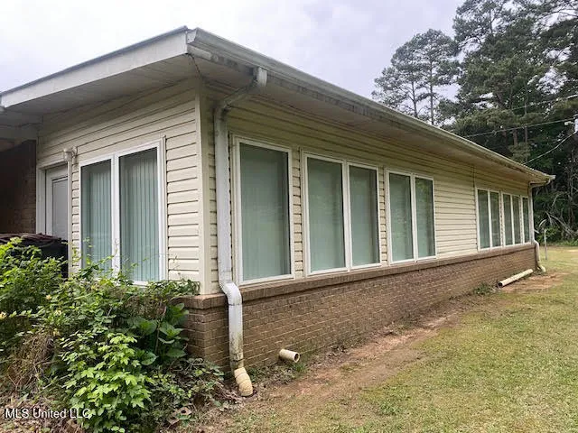 $249,999 | 4425 Highway 178, Potts Camp, MS 38659