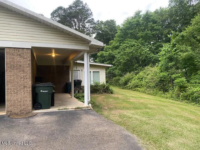 $249,999 | 4425 Highway 178, Potts Camp, MS 38659