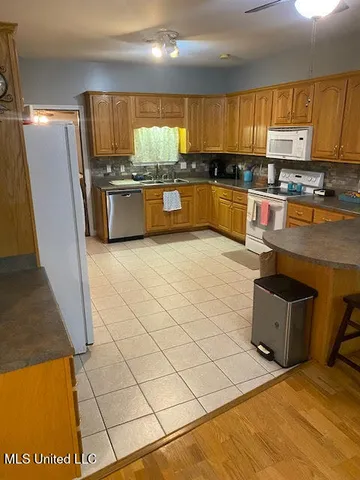 $249,999 | 4425 Highway 178, Potts Camp, MS 38659