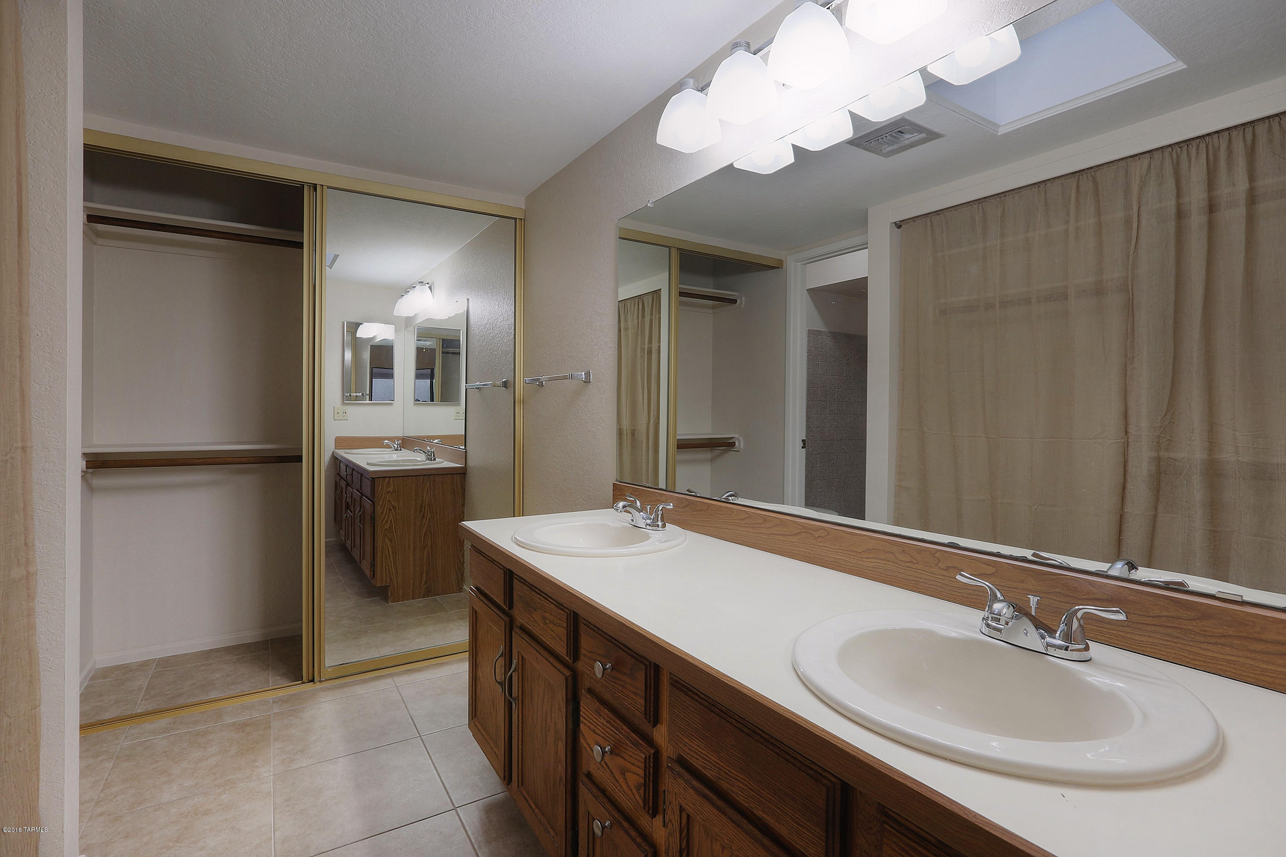 4412 East Kleindale Road Tucson, AZ 85712 - Photo 11 of 16