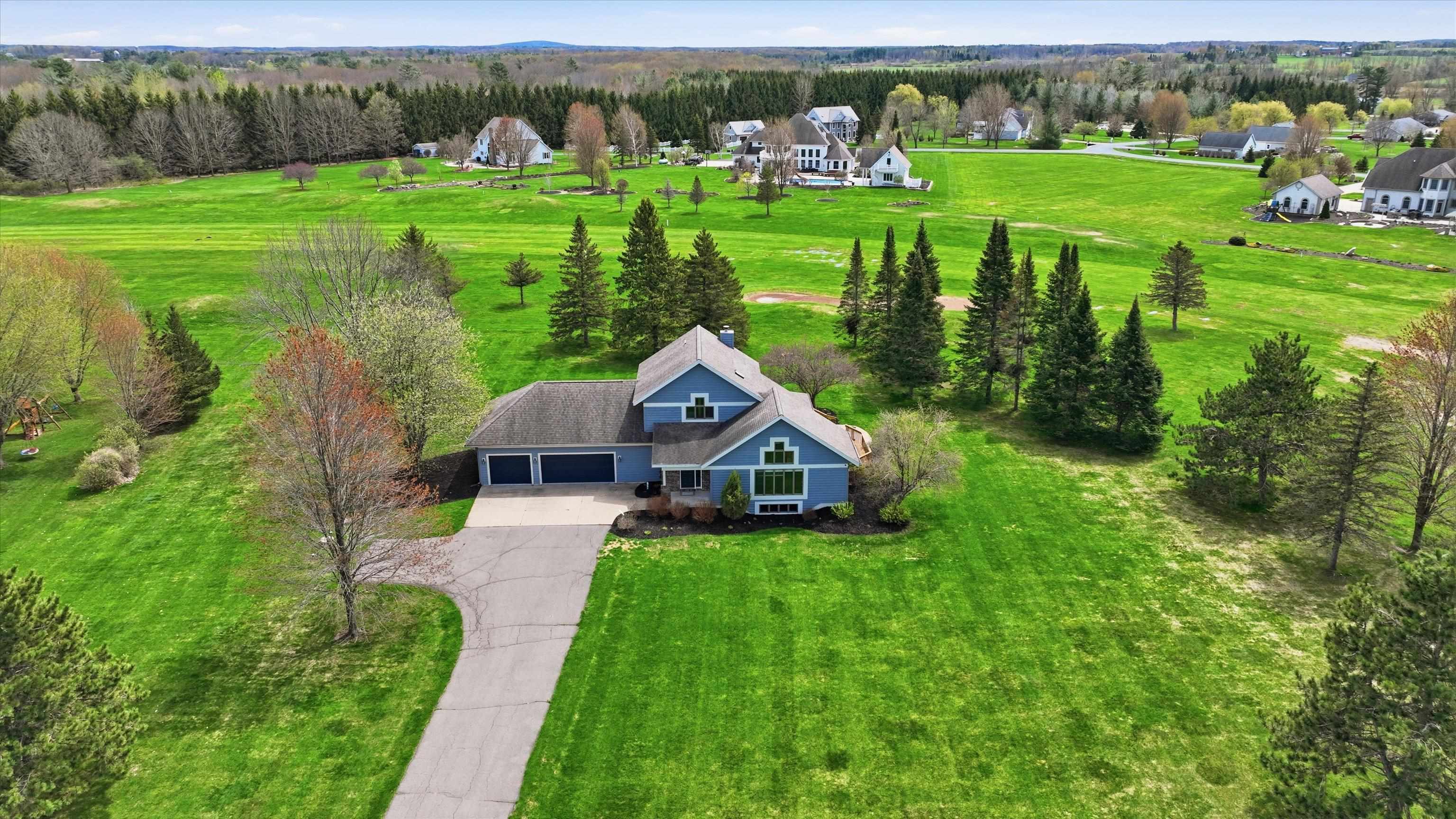 9854 Riveredge Drive Marshfield, WI 54449 - Photo 3 of 43