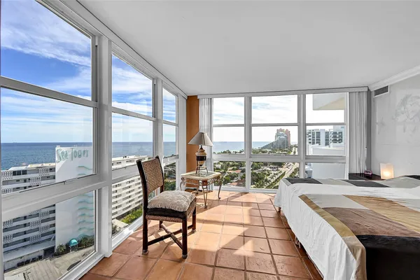 $595,000 | 2841 North Ocean Boulevard, Unit 1801, Fort Lauderdale, FL 33308
