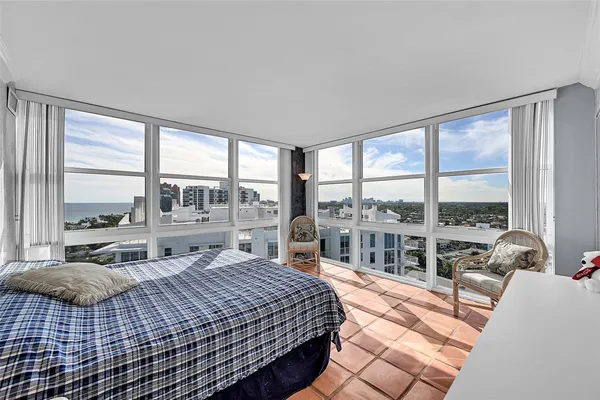 $595,000 | 2841 North Ocean Boulevard, Unit 1801, Fort Lauderdale, FL 33308