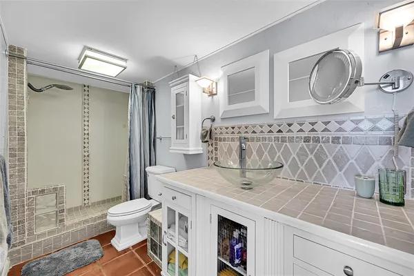 $595,000 | 2841 North Ocean Boulevard, Unit 1801, Fort Lauderdale, FL 33308