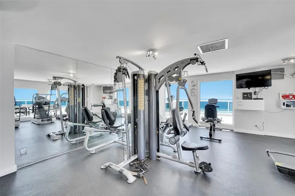 $595,000 | 2841 North Ocean Boulevard, Unit 1801, Fort Lauderdale, FL 33308