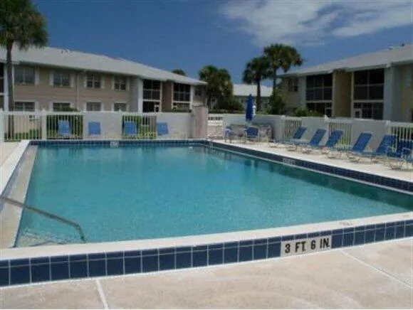 $1,550 | 915 Sonesta Avenue Northeast, Unit 203, Palm Bay, FL 32905