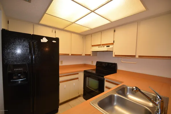 $1,550 | 915 Sonesta Avenue Northeast, Unit 203, Palm Bay, FL 32905