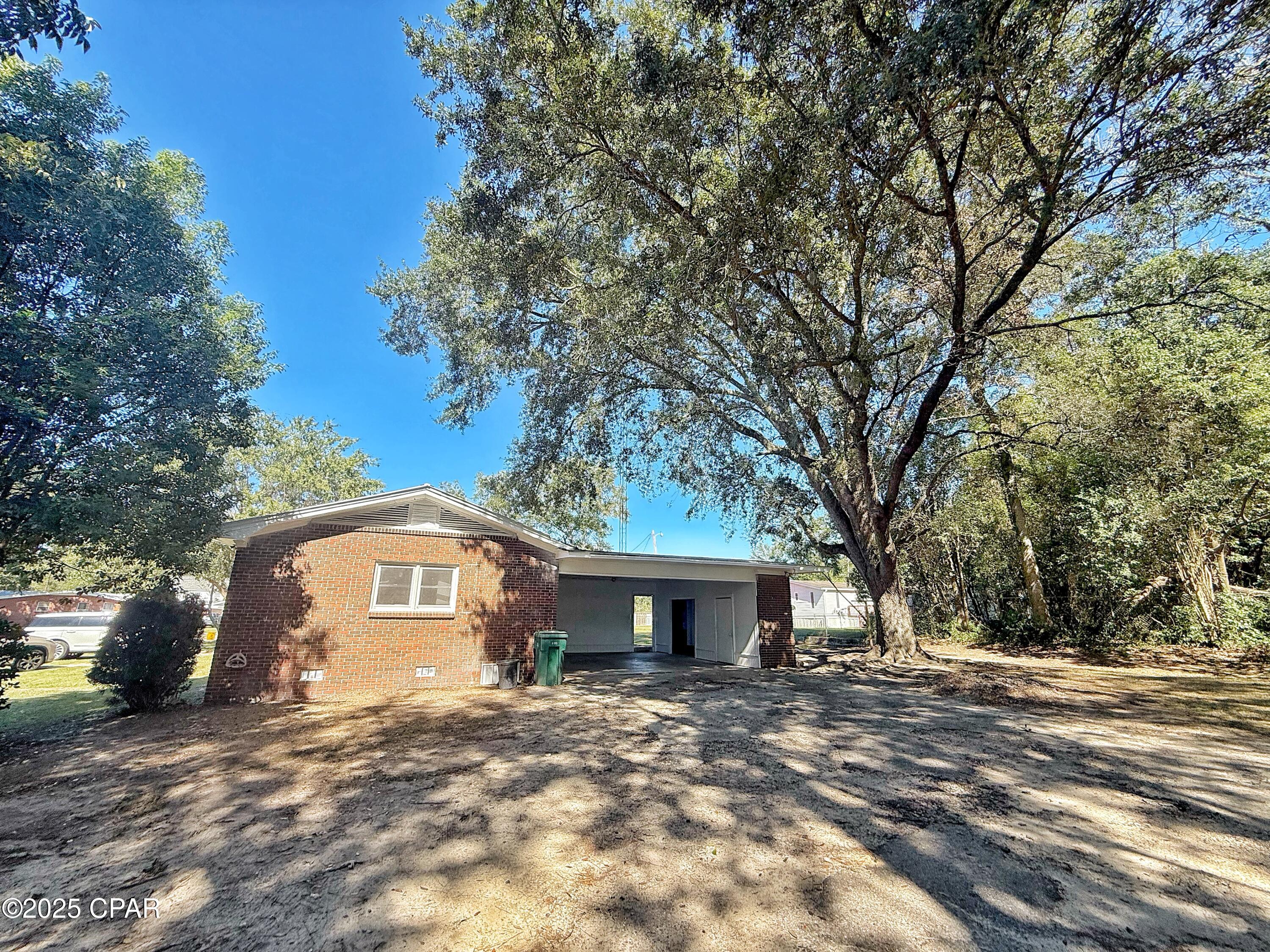 5332 Ceiley Street Graceville, FL 32440 - Photo 28 of 34