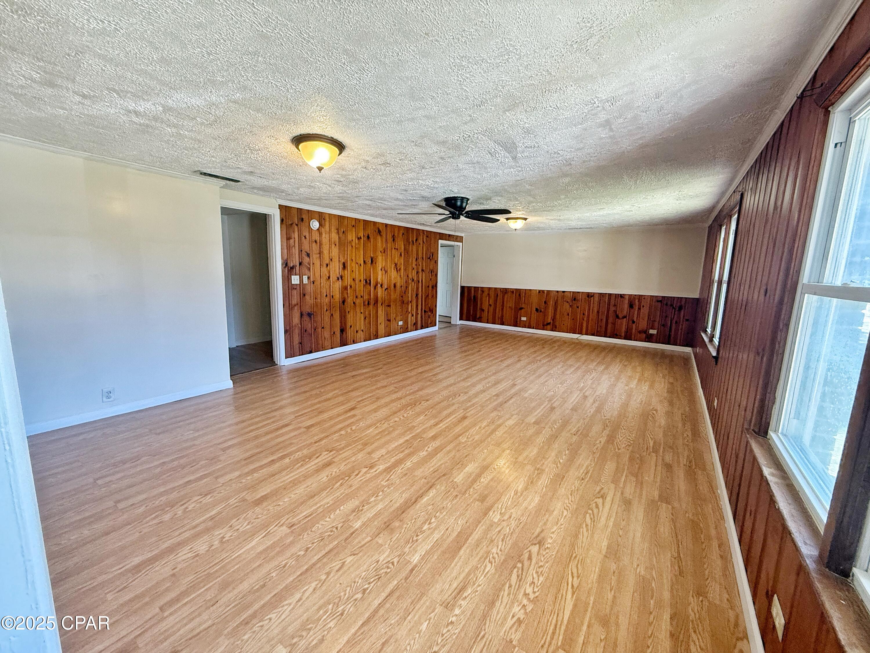 5332 Ceiley Street Graceville, FL 32440 - Photo 3 of 34