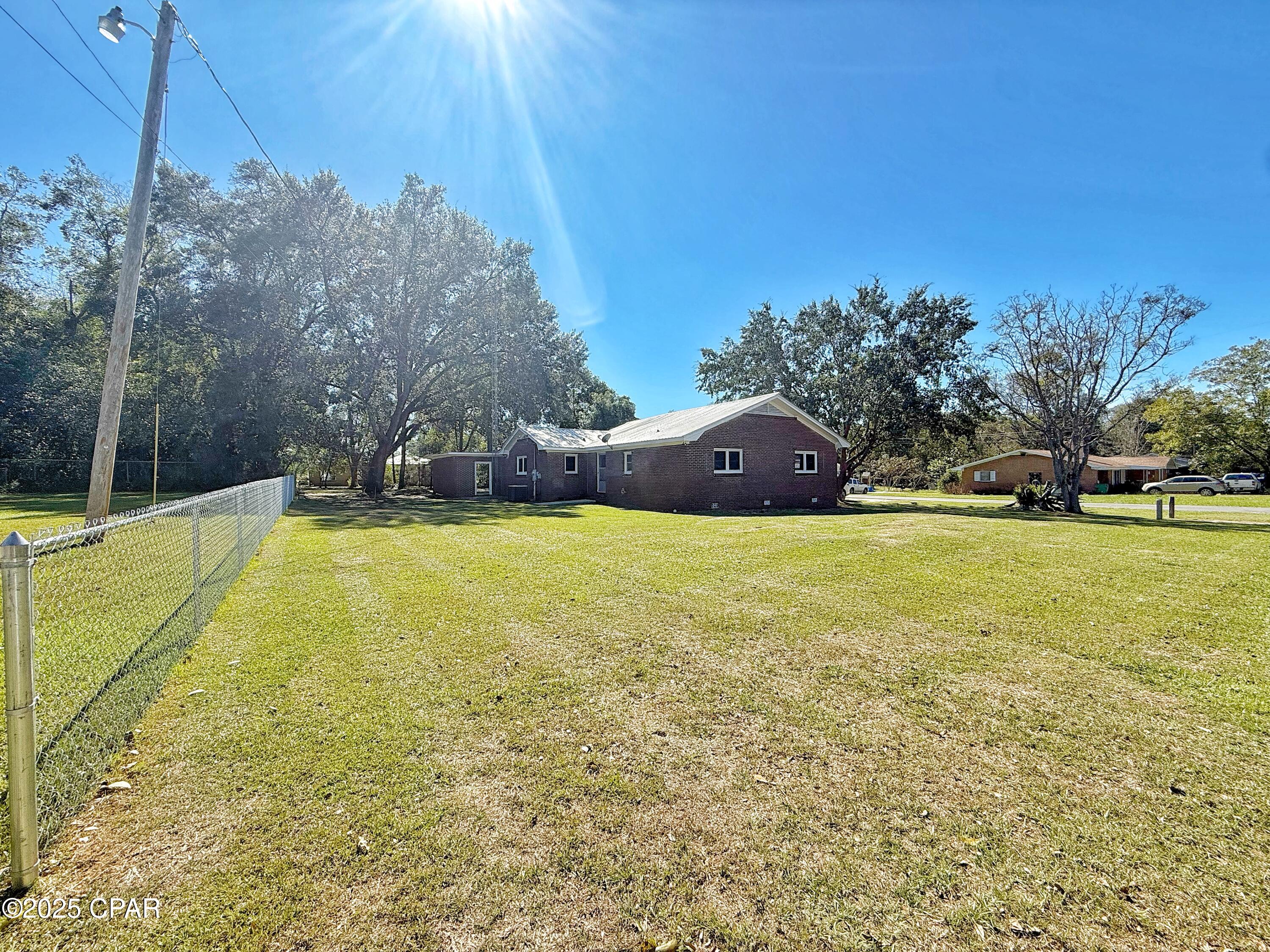 5332 Ceiley Street Graceville, FL 32440 - Photo 32 of 34