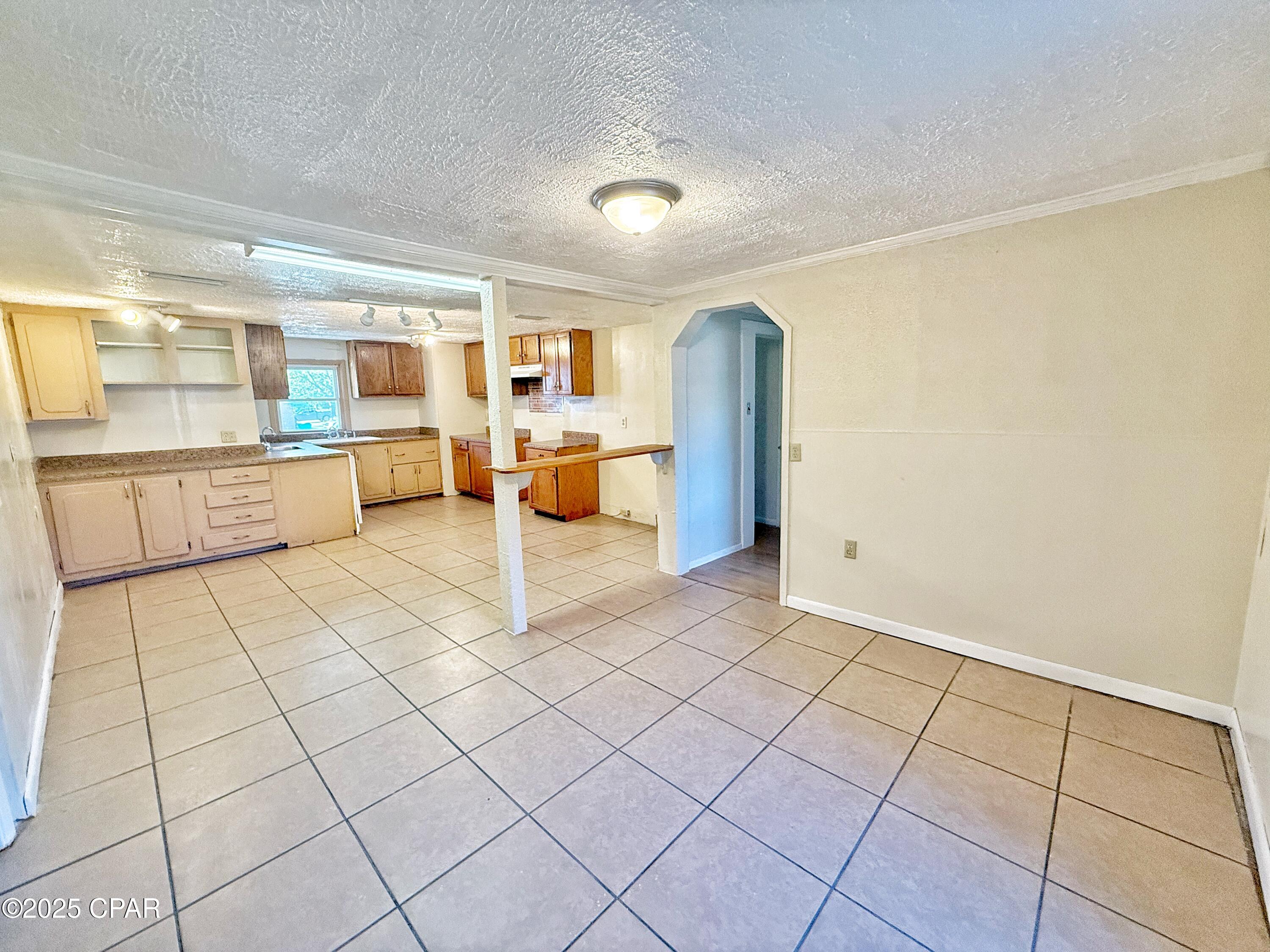 5332 Ceiley Street Graceville, FL 32440 - Photo 8 of 34