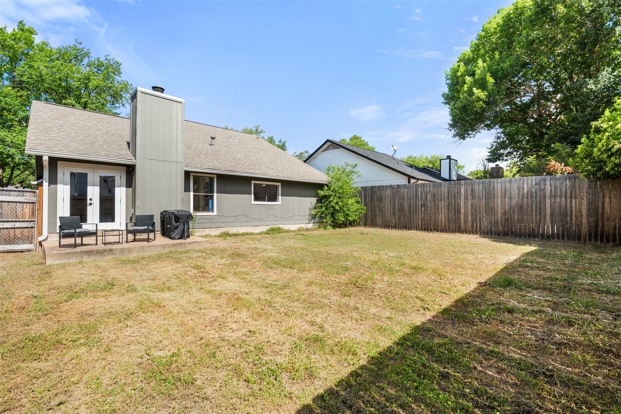9833 Briar Ridge Drive Austin, TX 78748 - Photo 24 of 29 Fenced backyard with a patio