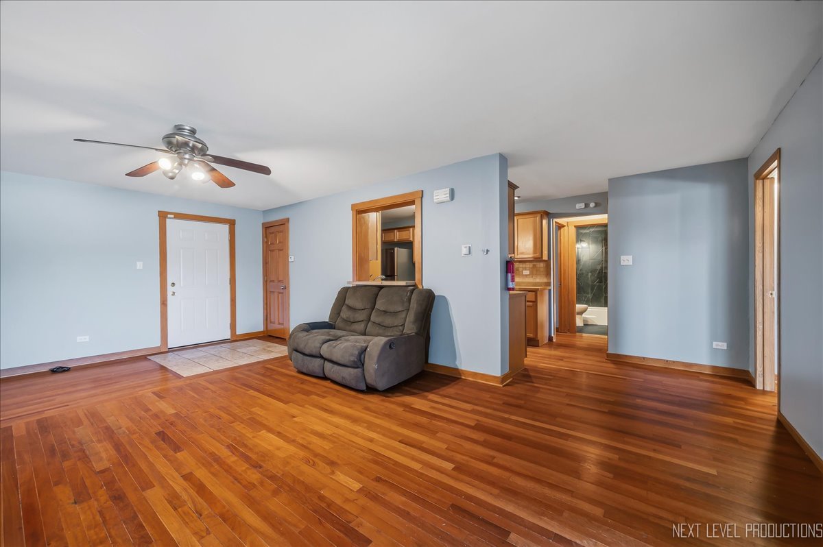 14501 Keystone Avenue, Unit 9 Midlothian, IL 60445 - Photo 8 of 22