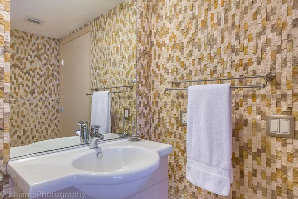 $3,750 | 1830 South Ocean Drive, Unit 1107, Hallandale Beach, FL 33009