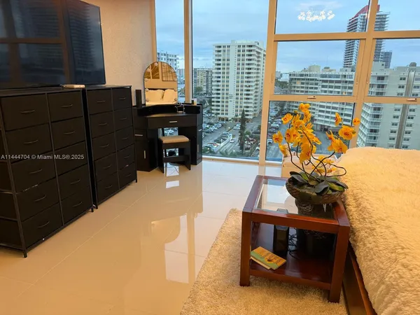 $3,750 | 1830 South Ocean Drive, Unit 1107, Hallandale Beach, FL 33009