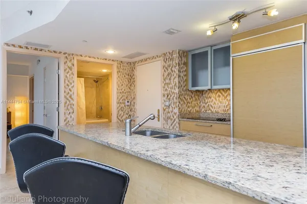 $3,750 | 1830 South Ocean Drive, Unit 1107, Hallandale Beach, FL 33009