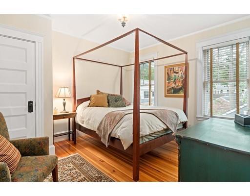 858 Webster Street Needham, MA 02492 - Photo 9 of 19 Gallery Image 9