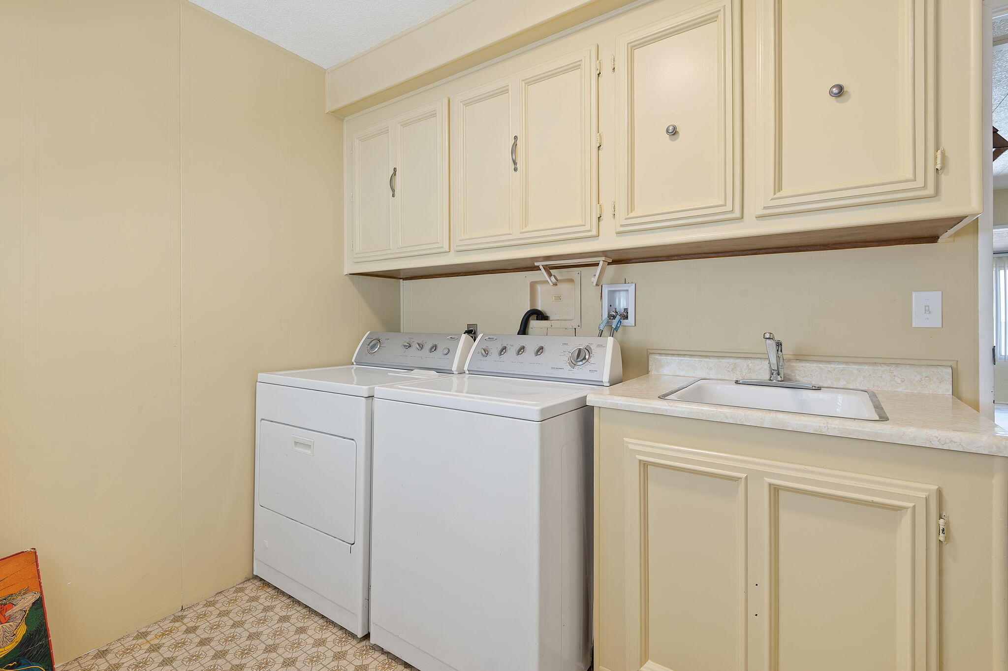 340 Old Mill Road, Unit SPC 12 Santa Barbara, CA 93110 - Photo 22 of 35 a utility room with sink dryer and washer