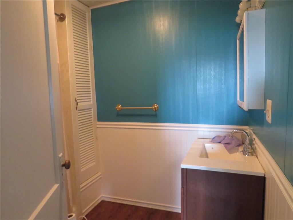 318 Old Ash Road Mercer, PA 16137 - Photo 6 of 15 a bathroom with a sink and shower